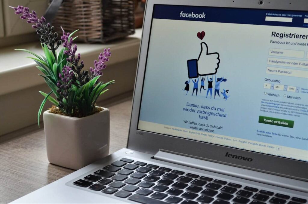 Social Media Services
